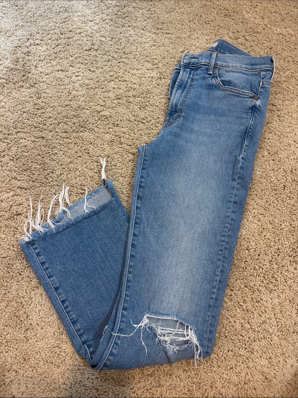 MOTHER Insider Step Crop Fray Jeans